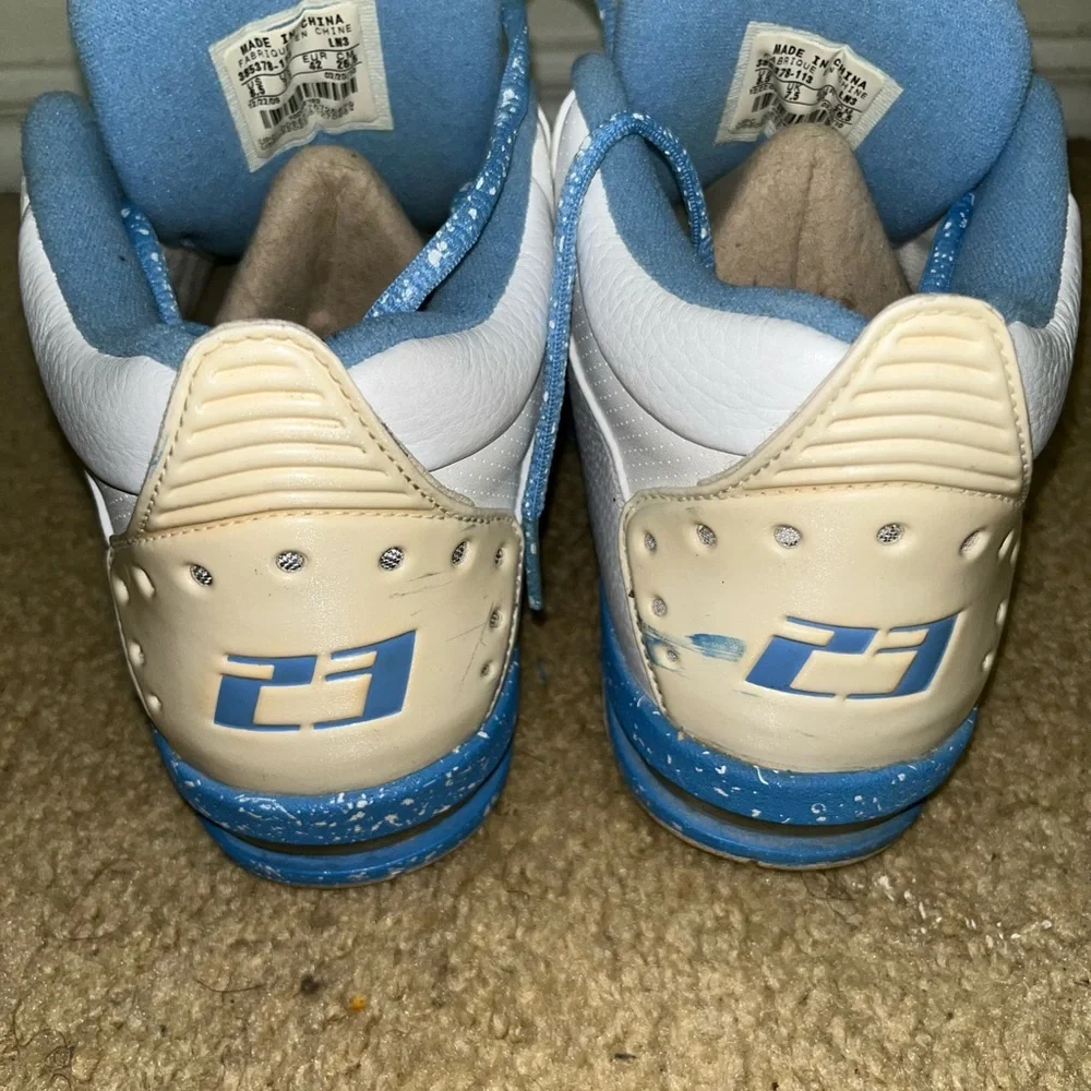 2010 Jordan 1 Fund 5/8th White and univeristy Blue
